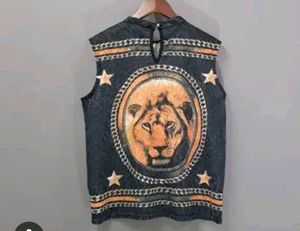 Lion Graphic Sleeveless Top