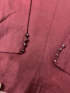Chic Maroon V-Neck Top with Cuff Details