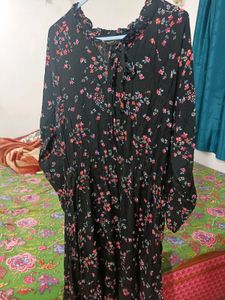 Pretty Floral Printed Cotton Dress