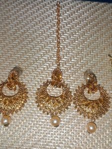 Elegant Gold-Tone Jewelry Set