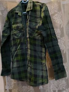 Men's Green Plaid Long Sleeve Shirt