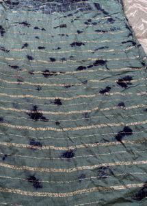 Beautiful saree with Tie-Dye Pattern(no blouse)