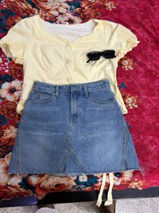 Stylish Denim Mini Skirt ( fixed price )