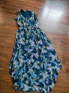 Imported Floral Print Casual Dress.