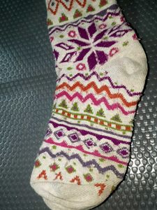 Cozy Snowflake Knit Socks