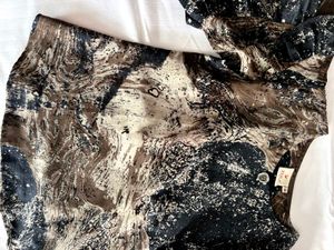 Abstract Print Top with Ruffle Sleeves
