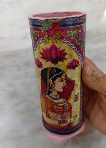 Decorative pen holder/vase