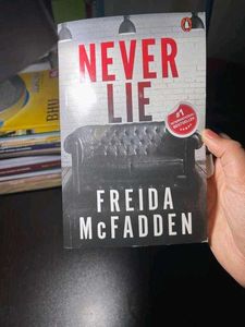Never Lie by Freida McFadden