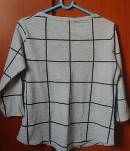 T-shirt For Women(Grey With Black Cheks)