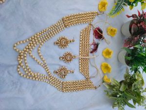 Exquisite Pearl &amp; Gold Tone Jewellery Set