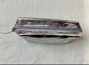🆕Faces Canada Silver Wallet/MakeupcosmeticPouch