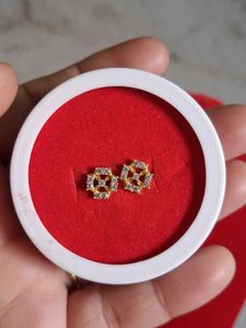 Elegant Diamond Stud Earrings gold ✨️