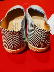 Cute Checked Pattern Casual Shoes For Women