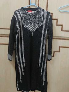 Stylish Black & White Kurta