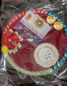 Handmade Rakhi Platter With Bhai/Bhabhi Combo Rakhis
