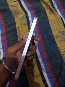 Apple iPhone 12 White
