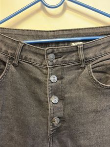 Stylish Grey Button-Fly Jeans