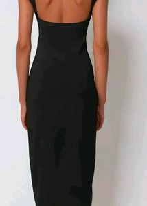 Chic Black Cut-Out Midi Dress