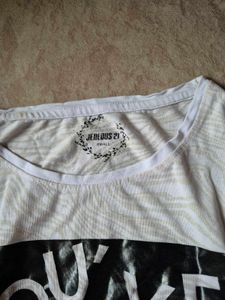 white graphic tshirt