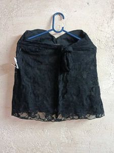 Chic Black Lace Strapless Top Partywear