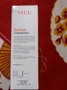 Sandal CLEANSING MILK