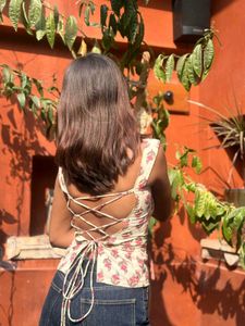 Floral Print Sleeveless Crop Top