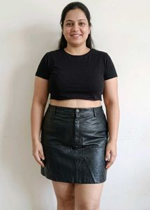 Plus Size Black Faux Leather Mini SkirtnWaist 40"