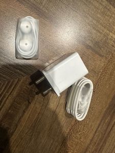 Original Oppo Premium USB-C Charging Cable and Ear