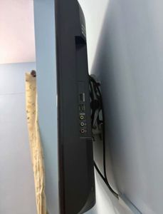 Samsung 32 inch LCD TV