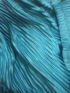 Stylish Blue Metallic Crop Top