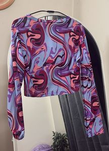 Retro Swirl Print Long Sleeve Crop Top