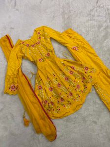 Vibrant Yellow Embroidered 3-Piece Anarkali / Shar