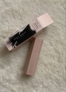 FENTY BEAUTY CONTOUR STICK