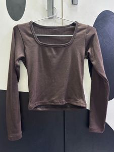 Ribbed Square Neck Crop Top