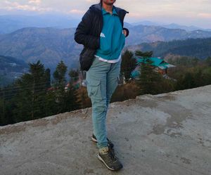 Comfy Cargo Pants for Outdoor Adventures