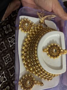 Stunning Ethnic Necklace Set with Earrings