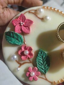 resin kanku thali on mdf wood base