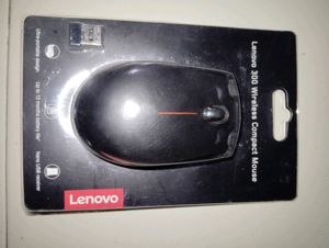 Lenovo 300 Wireless Compact Mouse