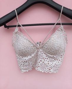 Penti Lace Bralette with Adjustable Straps