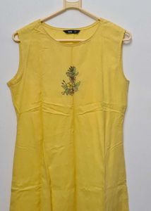 White &amp; Yellow Floral Kurta Set