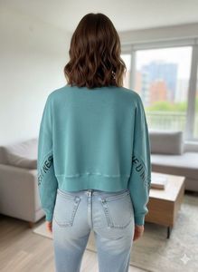 Stylish Crop Sweatshirt