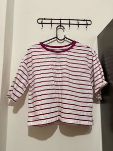 Chic Striped Cropped T-Shirt