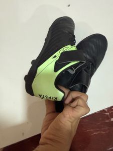 Kipsta Soccer Cleats