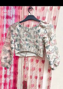Boho Print Long Sleeve Crop Top🤍🫶🏻