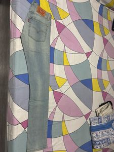 Levi's Light Wash Jeans