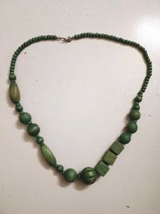 Green Wooden Bead Necklace &amp; Bracelet Set