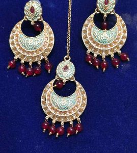 Exquisite Gold Plated Kundan Necklace Set