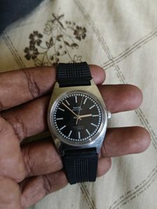 Vintage HMT avinash Watch - Classic Black Dial