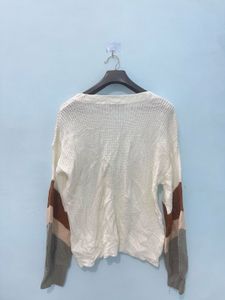 Cream V-Neck Color Block Sweater
