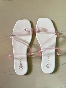 🌸Cute Chic White Flip Flop With Pink Straps